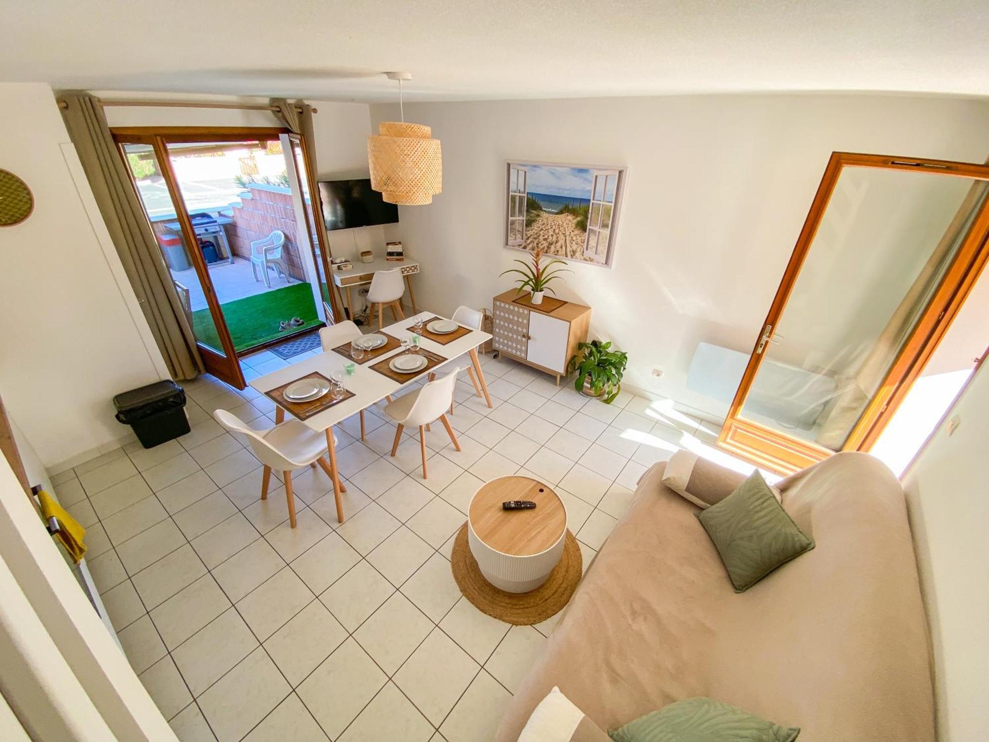 Maison "Douceurs D'Ete " Maison De Vacances Bord De Mer A Vias Plage - 600M De La Plage Et Du Canal Du Midi - Piscine Residentielle, Wifi Fibre, Activites Et Loisirs 外观 照片